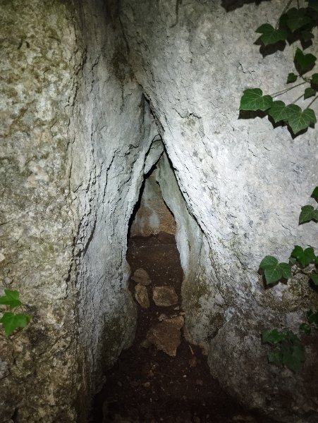 Entrée vue de l'intérieur.
Fichier manquant